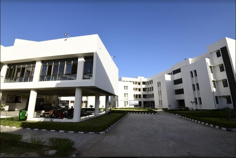 Indrashil University Rajpur Kadi Hostel & Cafeteria photo 7